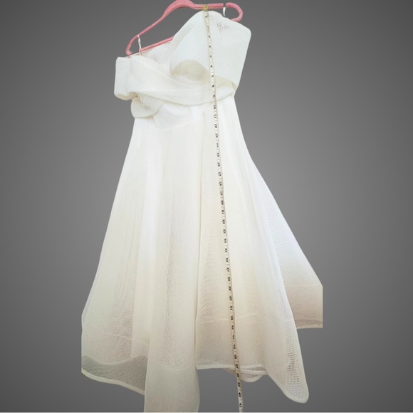 Jadore White Off-the-Shoulder Ruffled Dress - Picture 4 of 7